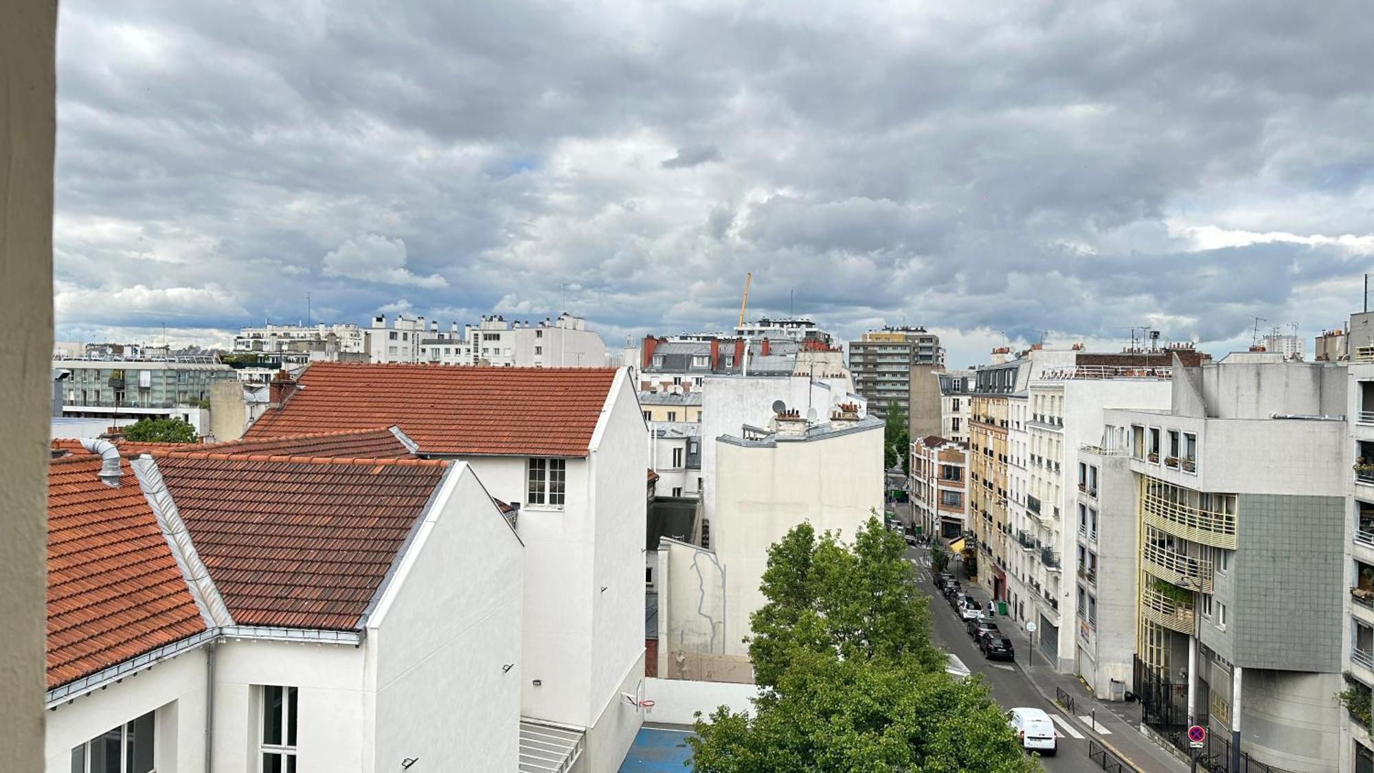 Ferienwohnung Charmant Studio Au Coeur Du 18E Paris Exterior foto